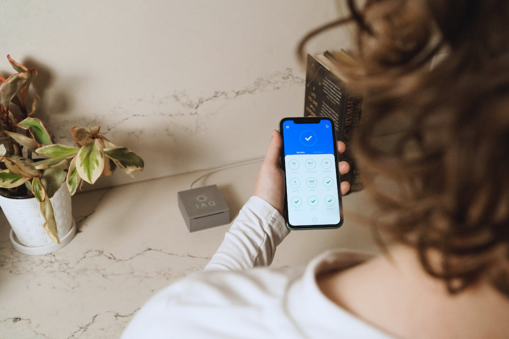IAQ Premium Bundle: Device + 12-Month Subscription